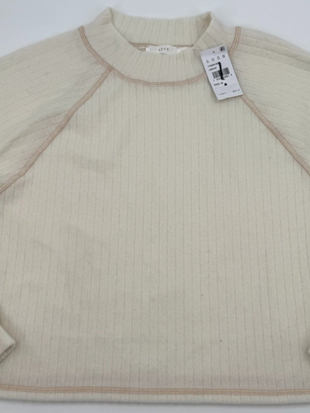 Lush Ribbed Knit Top Women Medium Cream Exposed Stitching Raglan Sleeve NEW